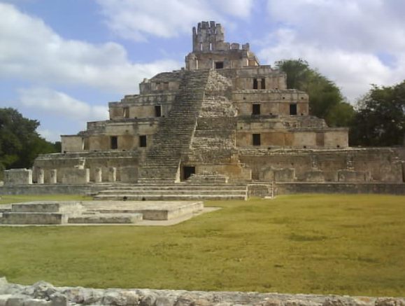 017 Edzna Mayan Ruins 24th Jan 2011.jpg